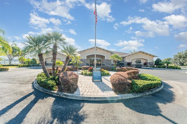 751 MEANDERING WAY, Polk City, FL 33868