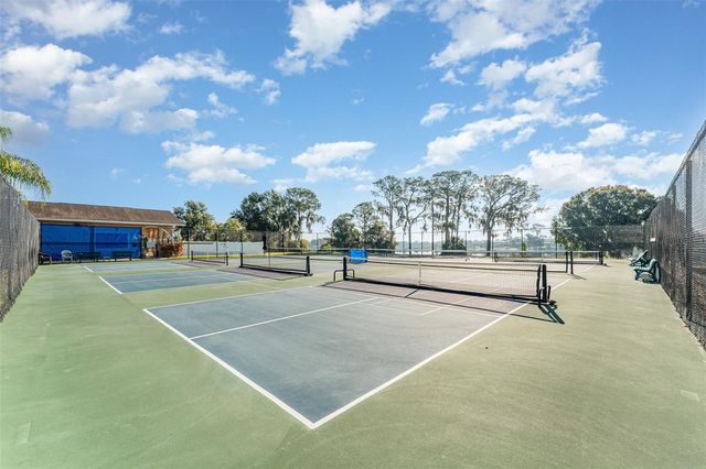 751 MEANDERING WAY, Polk City, FL 33868