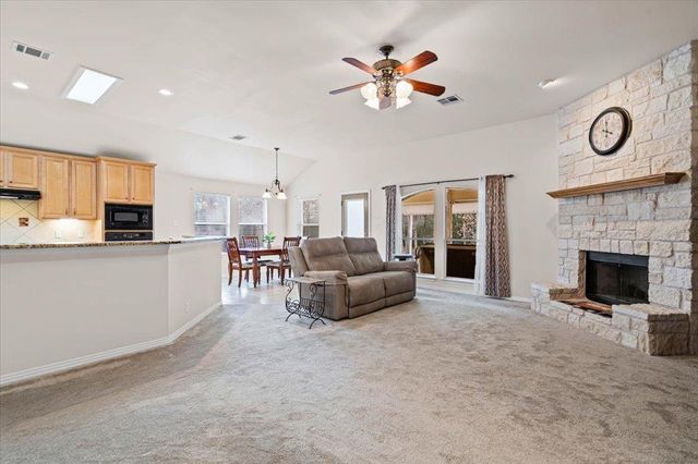 118 Wamel WAY, Cedar Creek, TX 78612