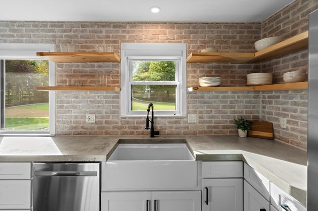 4121 Oakmont Dr, Shingle Springs, CA 95682