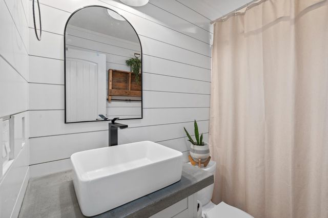 4121 Oakmont Dr, Shingle Springs, CA 95682