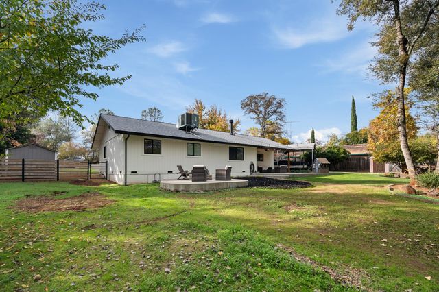 4121 Oakmont Dr, Shingle Springs, CA 95682