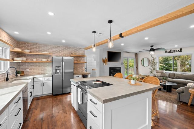 4121 Oakmont Dr, Shingle Springs, CA 95682