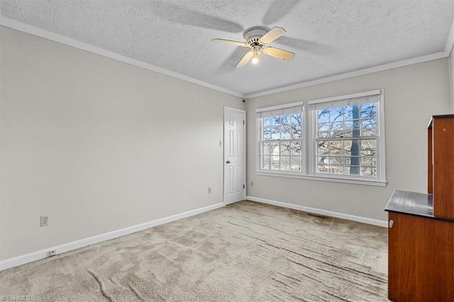 4404 Essex Court, High Point, NC 27265