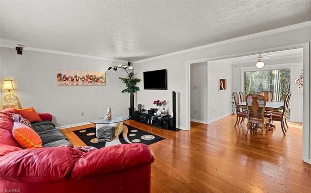 4404 Essex Court, High Point, NC 27265