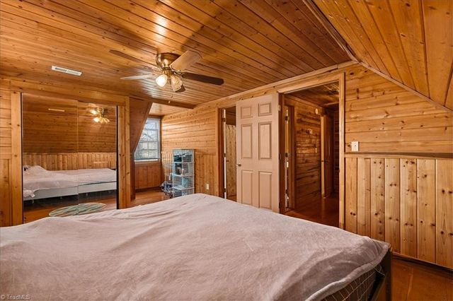 4404 Essex Court, High Point, NC 27265