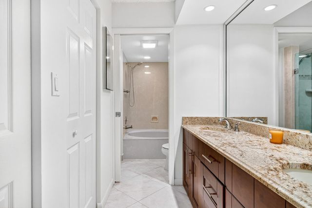 5021 Oak Hill Lane 115, Delray Beach, FL 33484