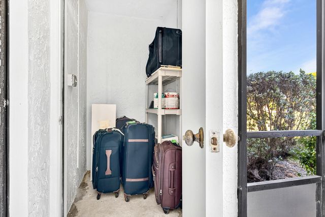 5021 Oak Hill Lane 115, Delray Beach, FL 33484