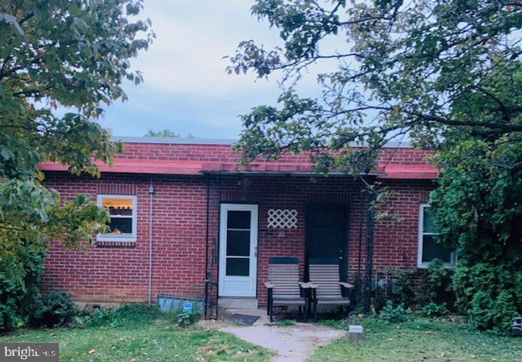 18 ROSEMONT AVE, Reading, PA 19607