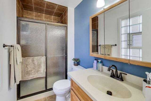 462 Longwood Drive, Buffalo Grove, IL 60089