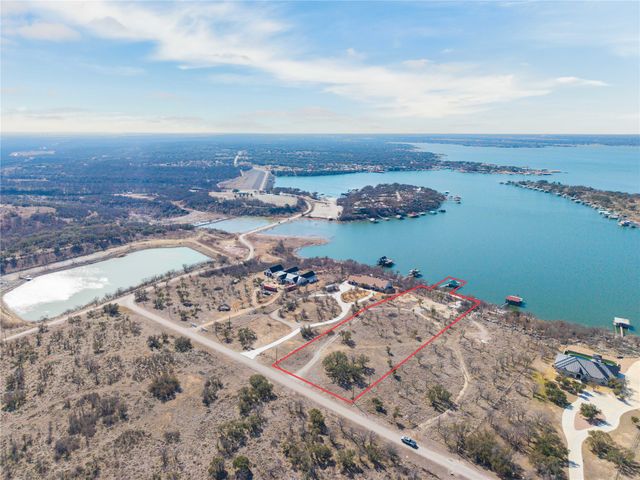 975 Deepwater Road, Brownwood, TX 76801