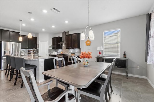 9845 SHORELINE VIEW WAY, Wesley Chapel, FL 33545