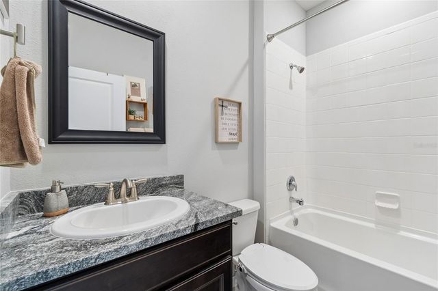 9845 SHORELINE VIEW WAY, Wesley Chapel, FL 33545