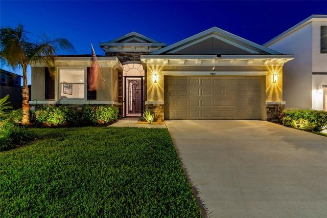 9845 SHORELINE VIEW WAY, Wesley Chapel, FL 33545