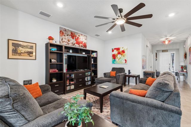 9845 SHORELINE VIEW WAY, Wesley Chapel, FL 33545