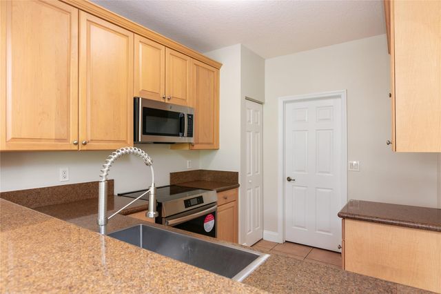 150 Coconut Key Lane, Delray Beach, FL 33484