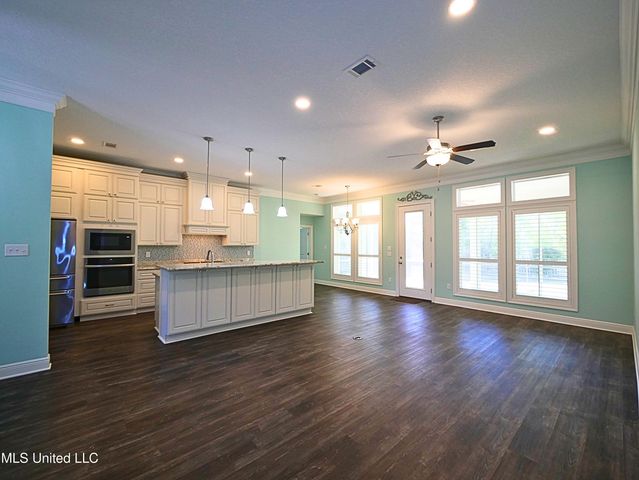 6414 Kiko Street, Diamondhead, MS 39525