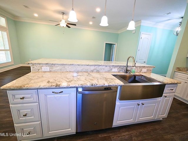 6414 Kiko Street, Diamondhead, MS 39525