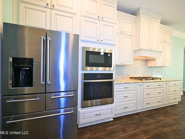 6414 Kiko Street, Diamondhead, MS 39525