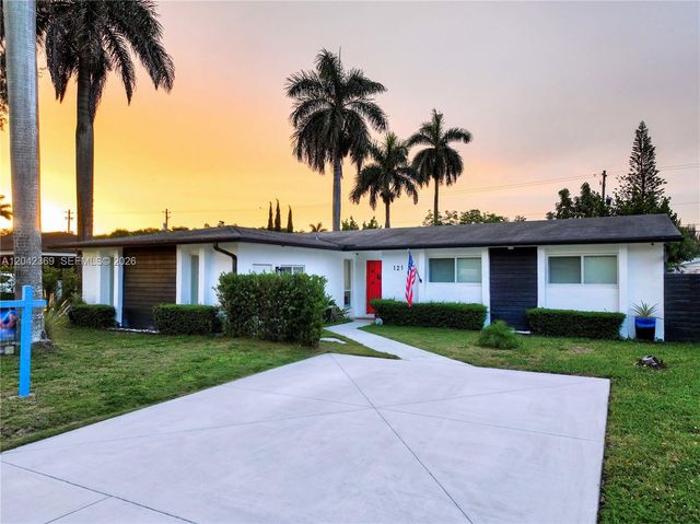 121 NE 18th Street, Homestead, FL 33030
