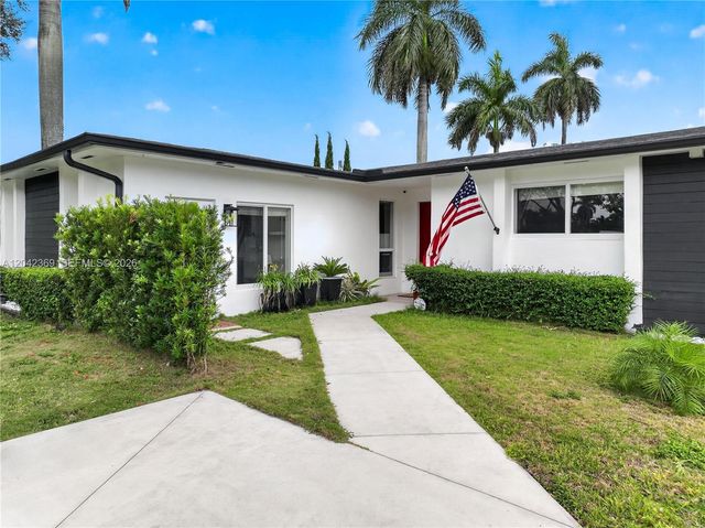 121 NE 18th Street, Homestead, FL 33030