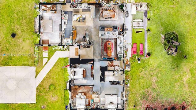 121 NE 18th Street, Homestead, FL 33030