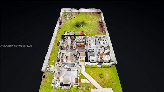 121 NE 18th Street, Homestead, FL 33030