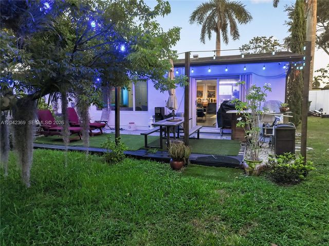 121 NE 18th Street, Homestead, FL 33030