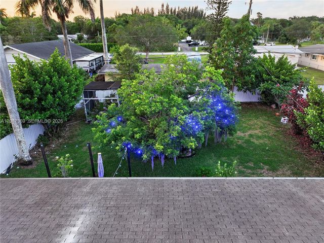 121 NE 18th Street, Homestead, FL 33030