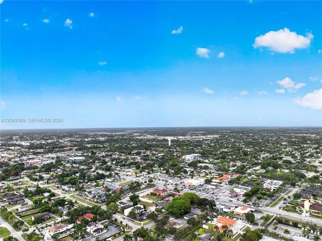 121 NE 18th Street, Homestead, FL 33030