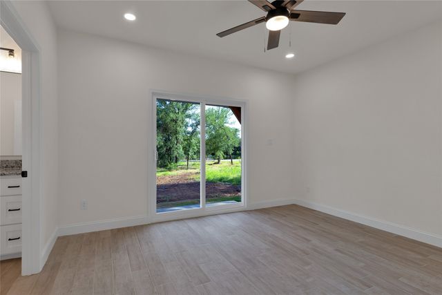 813 SW 28th Street, Mineral Wells, TX 76067