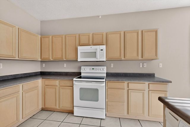 1124 Calle Corvo NE, Albuquerque, NM 87113