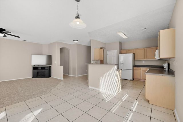 1124 Calle Corvo NE, Albuquerque, NM 87113