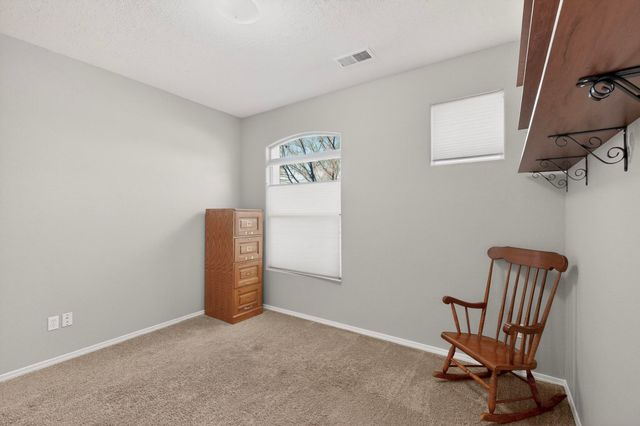 1124 Calle Corvo NE, Albuquerque, NM 87113