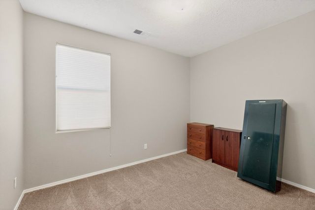 1124 Calle Corvo NE, Albuquerque, NM 87113