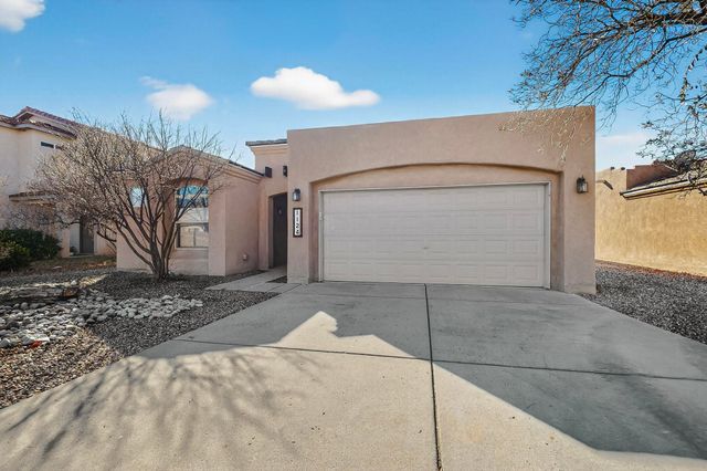 1124 Calle Corvo NE, Albuquerque, NM 87113