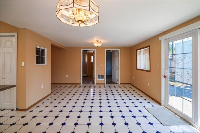 5419 US Highway 12, Malone, WA 98559