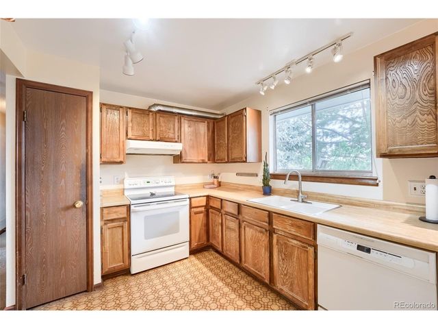 18120 E Asbury Dr, Aurora, CO 80013