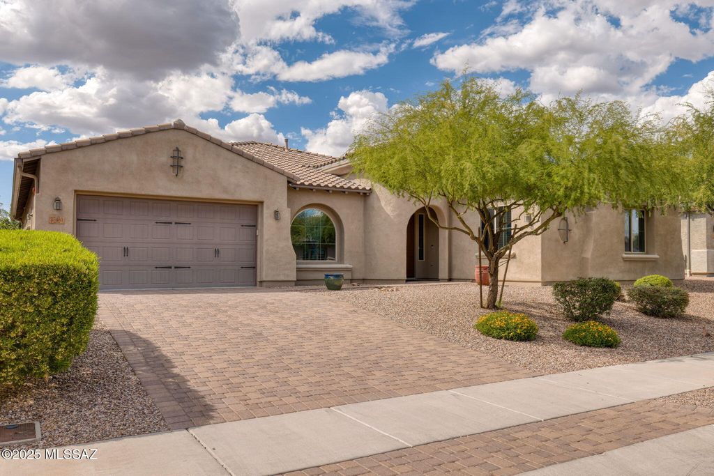 13463 Trailing Indigo Court, Tucson, AZ 85755