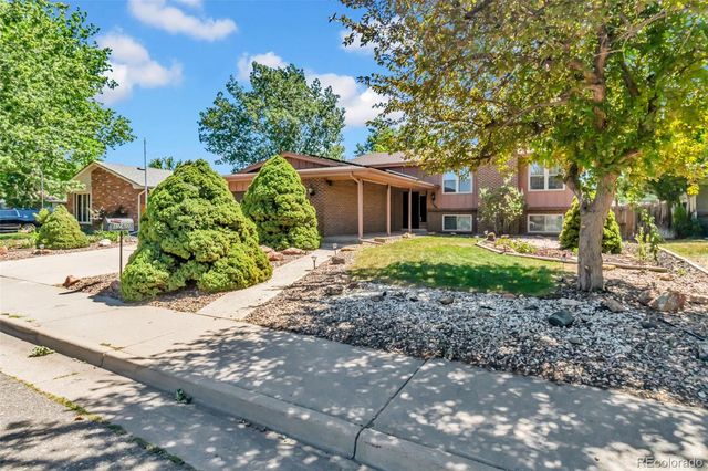1260 S Moline Street, Aurora, CO 80012