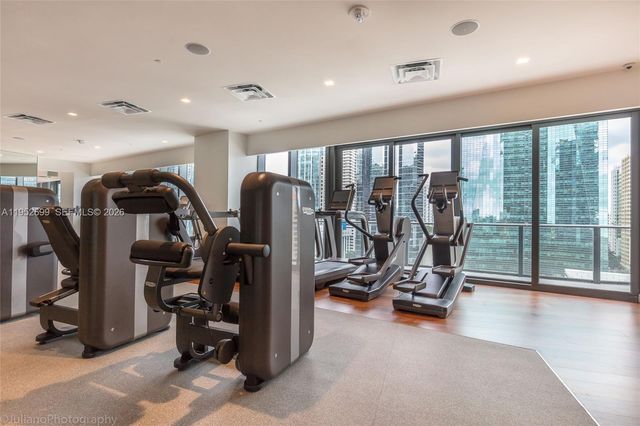 1300 S Miami Ave 3604, Miami, FL 33130