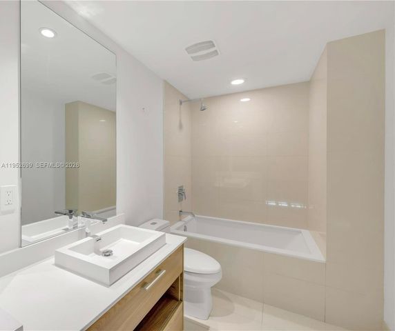 1300 S Miami Ave 3604, Miami, FL 33130