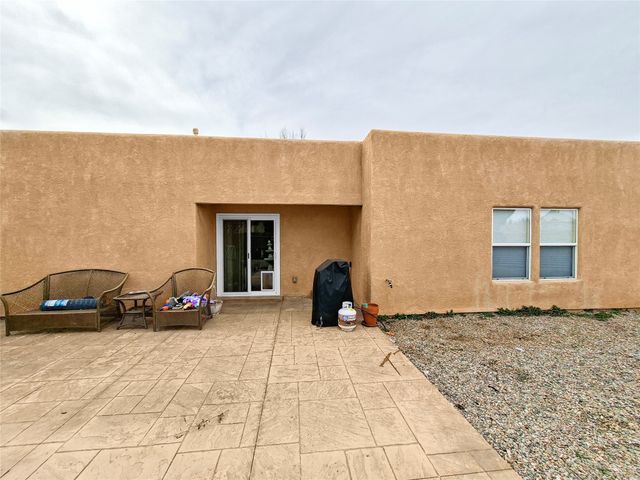 7223 Via Verde, Santa Fe, NM 87507