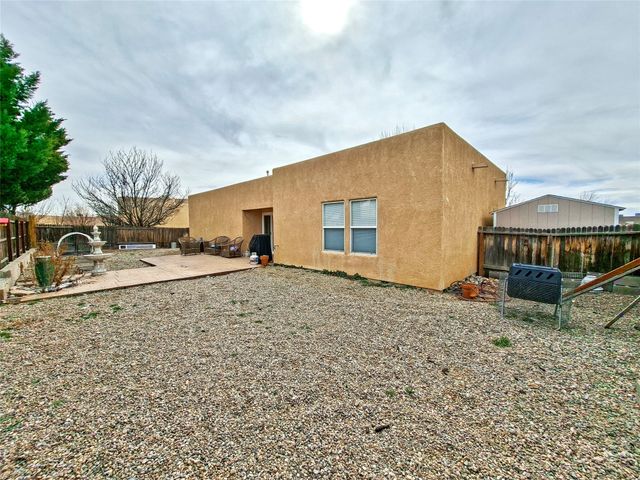 7223 Via Verde, Santa Fe, NM 87507