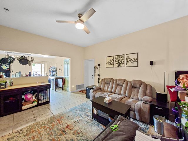 7223 Via Verde, Santa Fe, NM 87507