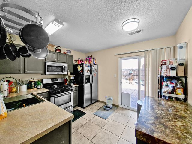 7223 Via Verde, Santa Fe, NM 87507