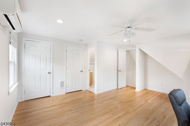 100 Beechwood Rd, Florham Park Boro, NJ 07932