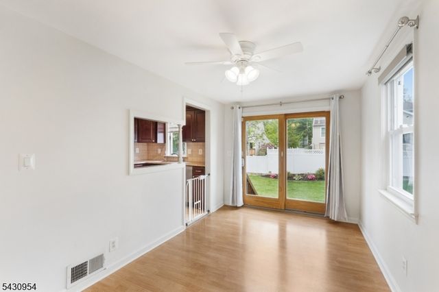100 Beechwood Rd, Florham Park Boro, NJ 07932
