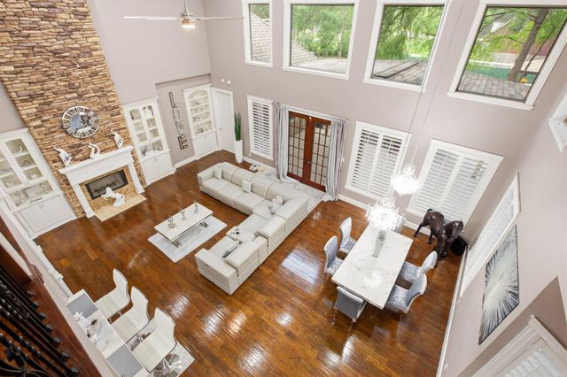 200 Creekside Court, Sealy, TX 77474
