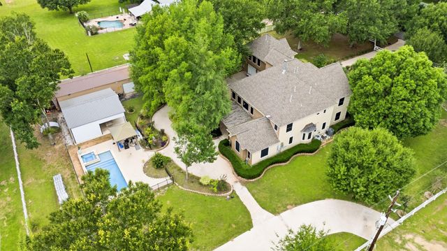 200 Creekside Court, Sealy, TX 77474